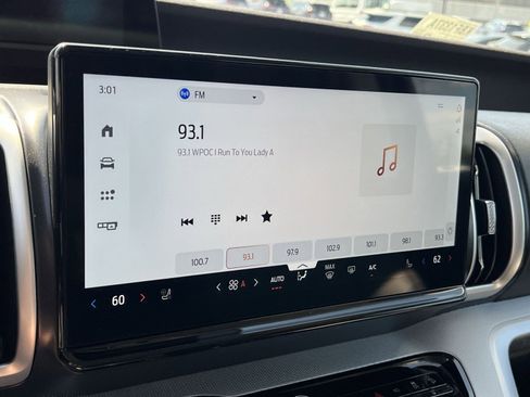 Used 2025 Ford Expedition Max Active image 26