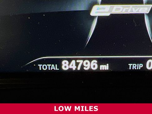 Used 2018 BMW 530e xDrive image 18