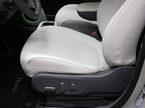 Used 2023 Hyundai Ioniq 5 SEL image 44