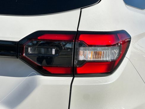 New 2026 Honda Pilot Touring image 19