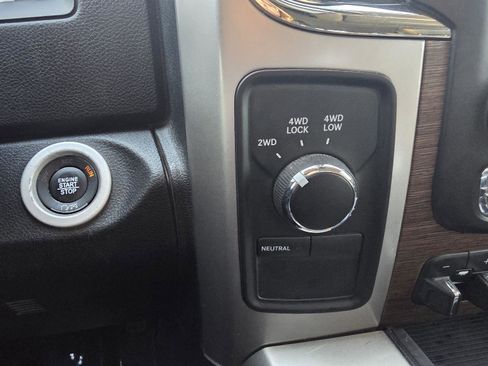 Used 2017 RAM 3500 Laramie image 22