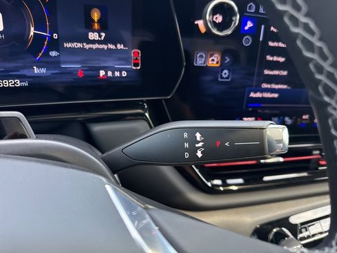 Used 2026 Chevrolet Silverado EV Trail Boss w/ LPO, Gameday Tailgate Package image 18