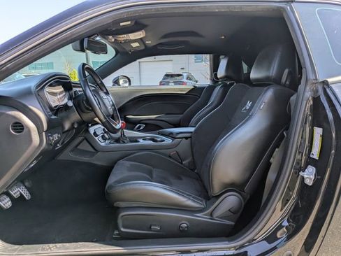 Used 2022 Dodge Challenger R/T Scat Pack w/ Dynamics Package image 17