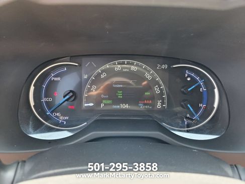 Used 2025 Toyota RAV4 XLE AWD/4WD image 21