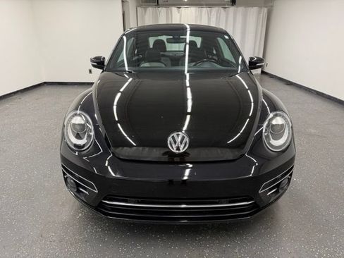 Used 2019 Volkswagen Beetle 2.0T SE w/ SE Premium Package FWD image 6