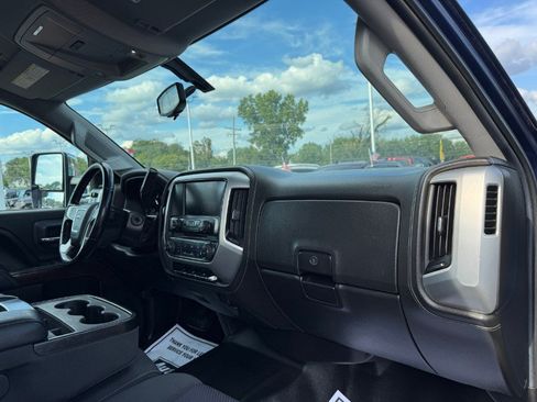 Used 2015 GMC Sierra 2500 SLE AWD/4WD image 19