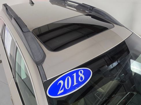 Used 2018 Subaru Outback 2.5i Limited AWD/4WD image 13
