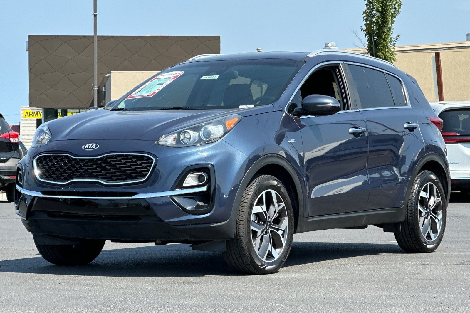 Used 2021 Kia Sportage EX AWD/4WD image 8