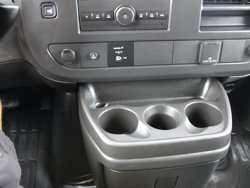 Used 2025 Chevrolet Express 2500 w/ Driver Convenience Package RWD image 33