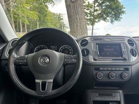 Used 2016 Volkswagen Tiguan SE AWD/4WD image 27