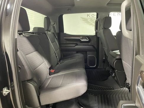 Used 2022 Chevrolet Silverado 1500 LT AWD/4WD image 21