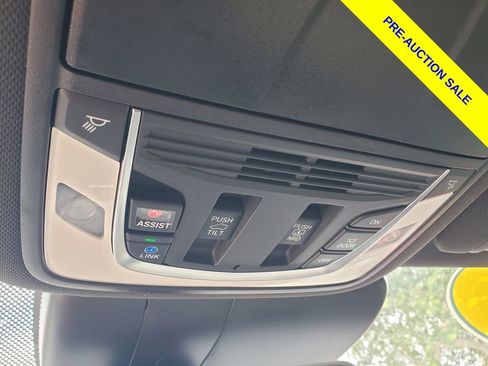 Certified 2025 Acura RDX SH-AWD image 34