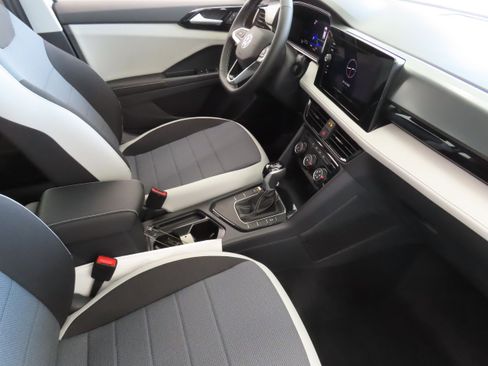 New 2025 Volkswagen Taos S image 25