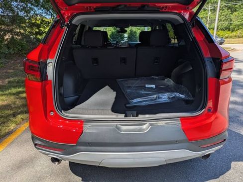 New 2026 Chevrolet Blazer LT w/ Convenience Package FWD image 27