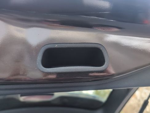 Used 2017 Jeep Grand Cherokee Overland image 10