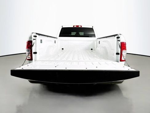 Used 2024 RAM 2500 Big Horn AWD/4WD image 28