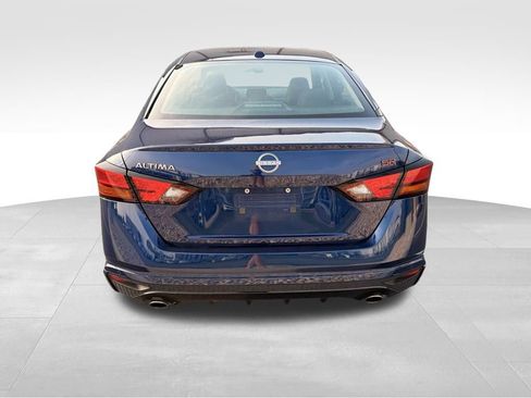 Used 2024 Nissan Altima 2.5 SR FWD image 6