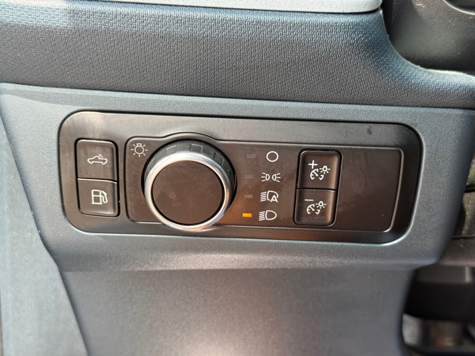 Used 2024 Ford Maverick Lariat FWD image 35