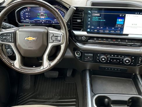 Used 2024 Chevrolet Silverado 3500 LTZ w/ LTZ Convenience Package image 14