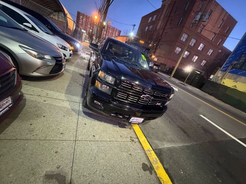 Used 2015 Chevrolet Silverado 1500 LT w/ Midnight Edition image 14