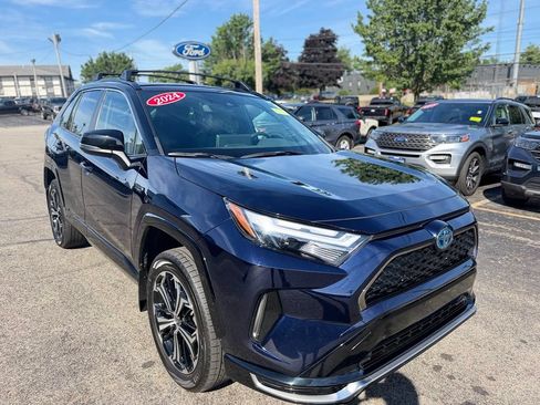Used 2024 Toyota RAV4 XSE w/ Weather Package AWD/4WD image 10
