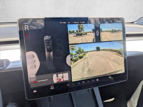 Used 2024 Tesla Model Y 2WD image 13