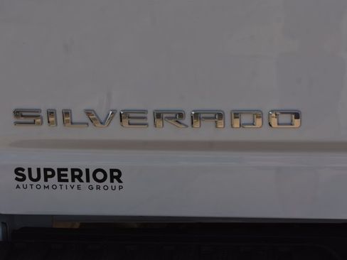 Used 2024 Chevrolet Silverado 2500 LT AWD/4WD image 7