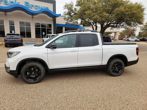New 2026 Honda Ridgeline Black Edition image 2