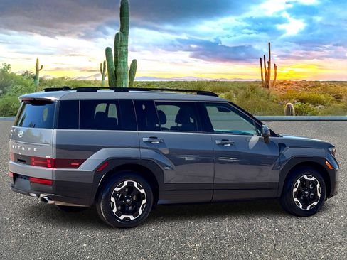 Used 2025 Hyundai Santa Fe SEL image 5