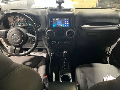 Used 2016 Jeep Wrangler Sport AWD/4WD image 5