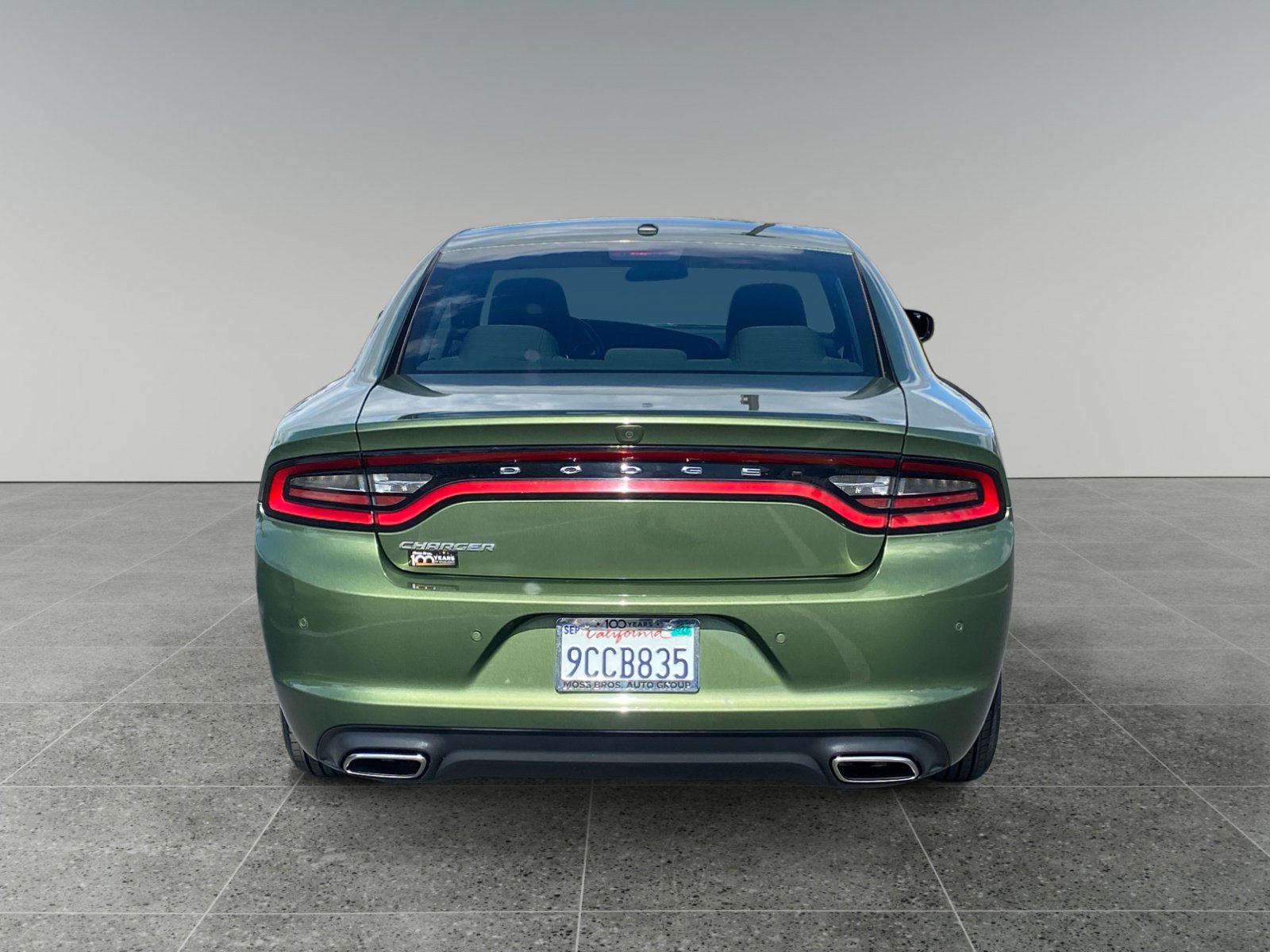 Used 2022 Dodge Charger SXT RWD image 4