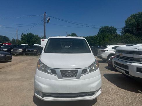 Used 2019 Nissan NV200 S w/ Cruise Control Package FWD image 2