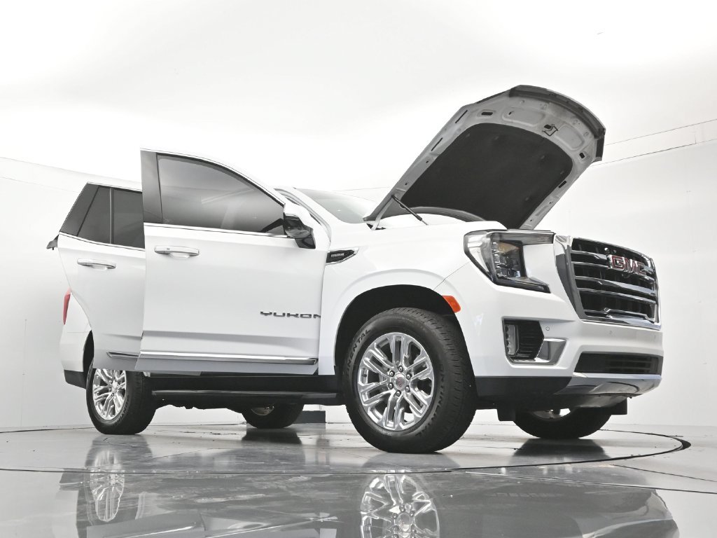 Used 2024 GMC Yukon SLT w/ SLT Luxury Package AWD/4WD image 52
