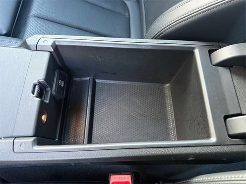 Used 2024 BMW 330i xDrive Sedan image 22