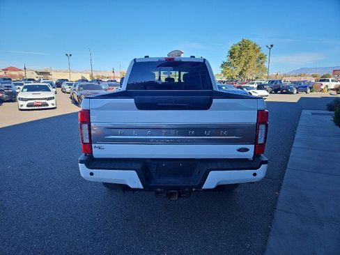 Used 2020 Ford F250 Platinum w/ FX4 Off-Road Package image 4