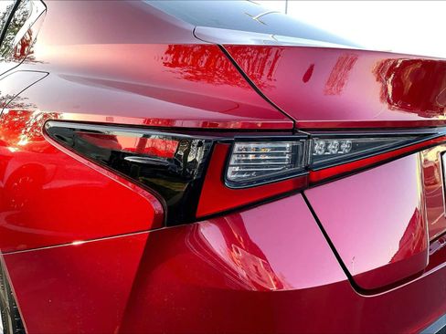 Used 2022 Lexus IS 300 w/ Premium Package image 30