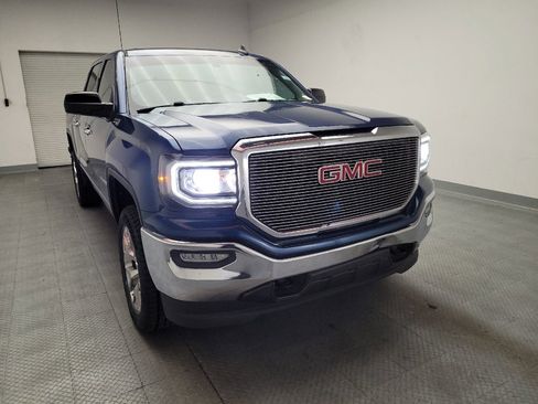 Used 2017 GMC Sierra 1500 SLT w/ SLT Premium Package AWD/4WD image 14