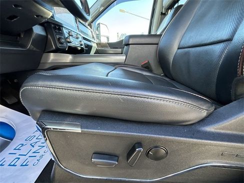 Used 2024 Ford F250 Lariat w/ Lariat Ultimate Package image 14