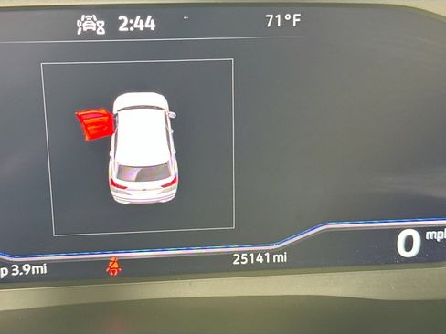 Used 2023 Volkswagen Atlas Cross Sport SE image 12