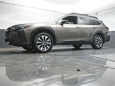 Certified 2024 Subaru Outback Limited image 36