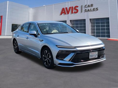 Used 2025 Hyundai Sonata SEL image 3