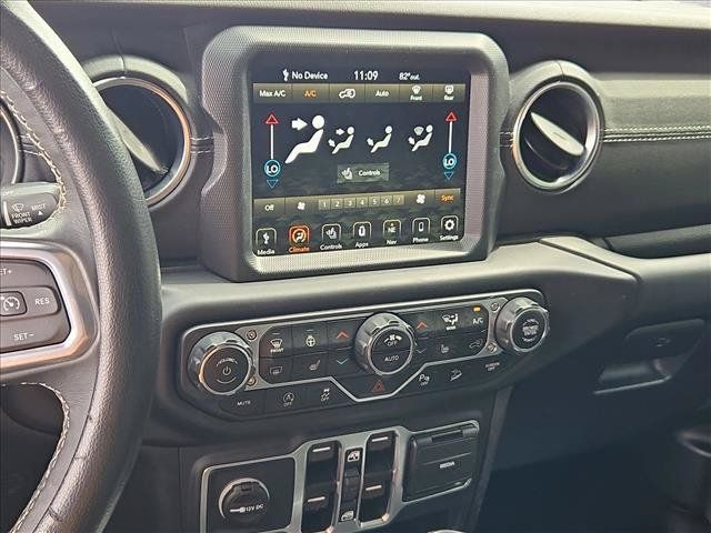 Used 2019 Jeep Wrangler Unlimited Sahara w/ Uconnect 4C Nav & Sound Group AWD/4WD image 14