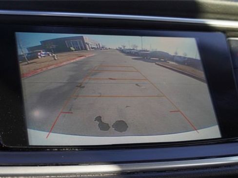 Used 2019 Buick Enclave Essence w/ LPO, Sport Appearance Package image 26