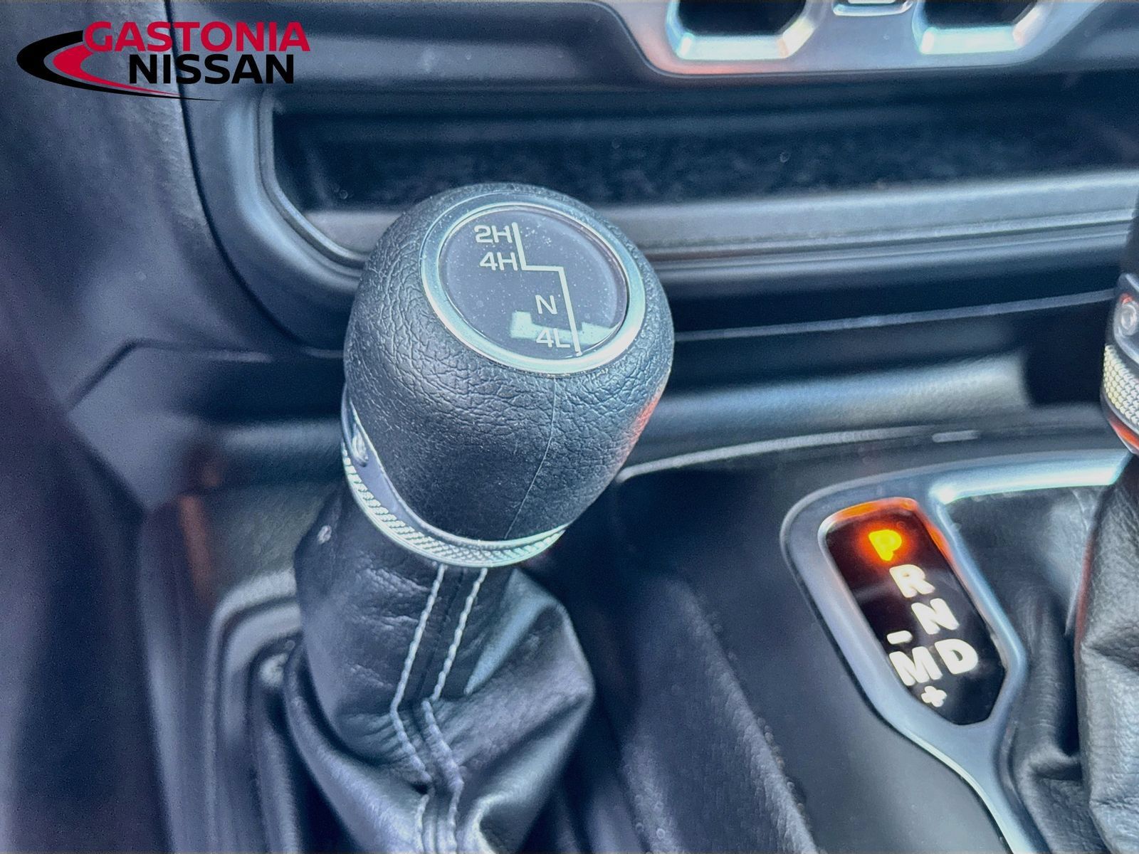 Used 2025 Jeep Wrangler Unlimited Sahara AWD/4WD image 21