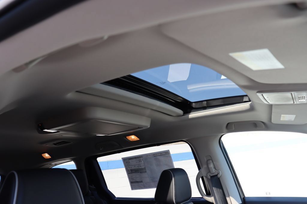 Certified 2026 Honda Odyssey Elite image 30