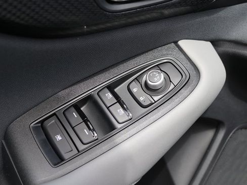 Used 2025 Subaru Outback Premium image 19