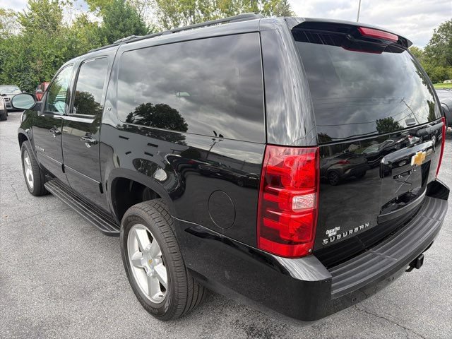 Used 2012 Chevrolet Suburban LT AWD/4WD image 10