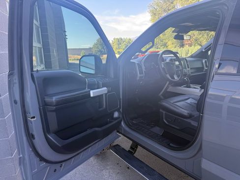 Used 2020 Ford F150 Lariat w/ Equipment Group 502A Luxury AWD/4WD image 17