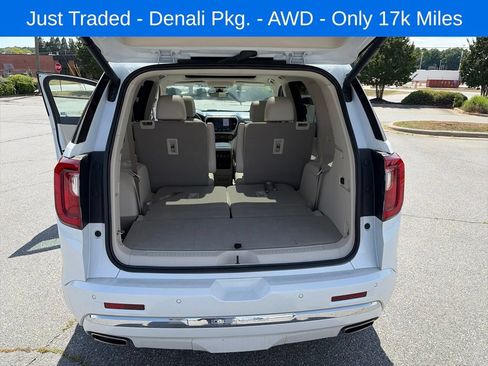 Used 2023 GMC Acadia Denali w/ Denali Technology Package AWD/4WD image 14
