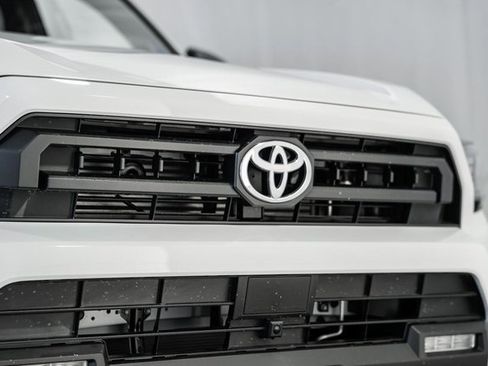 New 2026 Toyota 4Runner SR5 image 9